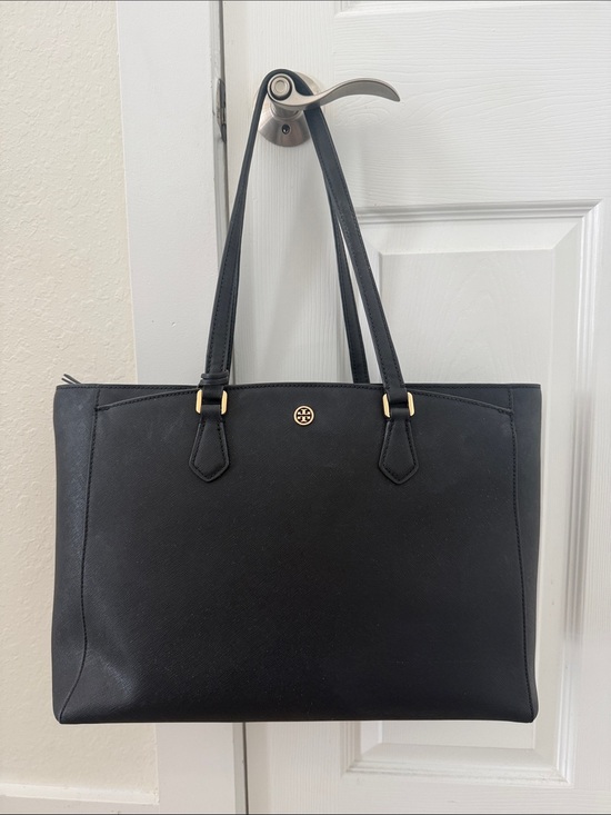 Tory Burch Handbags - Tory Burch Black Saffiano Tote with Gold Logo